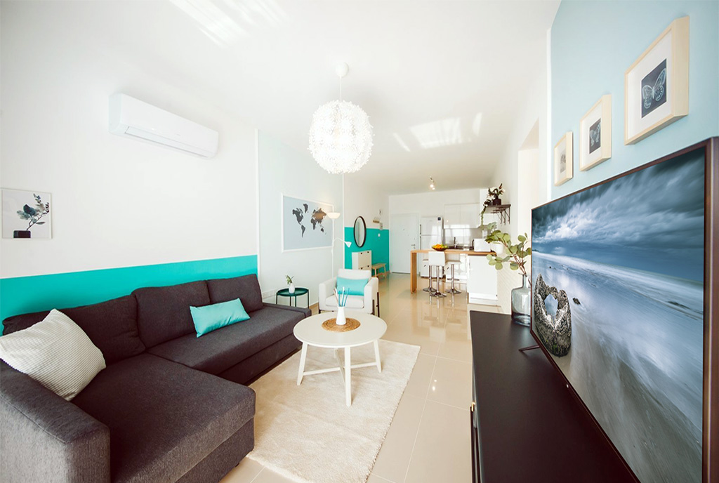zaaranżowane w bieli wnętrze ekskluzywnego apartamentu do sprzedaży Cypr (Iskele)