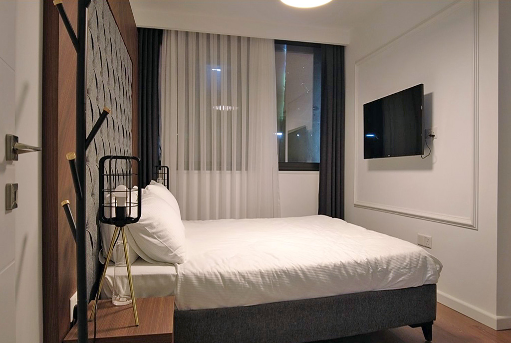 zdjęcie prezentuje sypialnię w ekskluzywnym apartamencie do sprzedaży Cypr (Iskele)