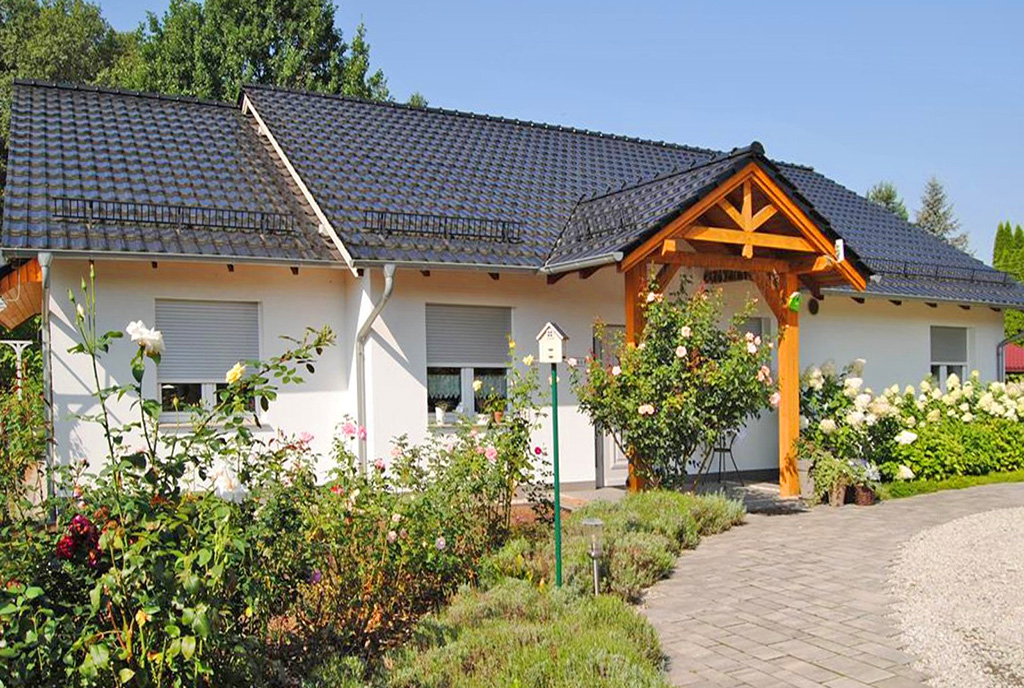 reprezentacyjne wejście do luksusowej willi na sprzedaż Zgorzelec (okolice)