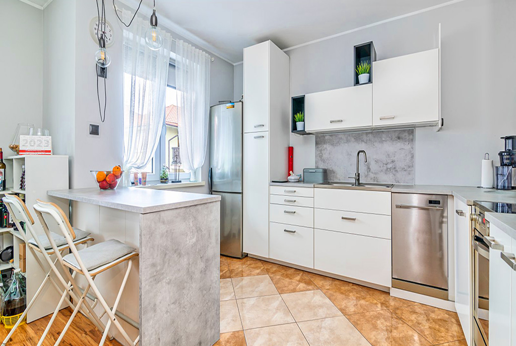 funkcjonalna kuchnia w luksusowym apartamencie na sprzedaż Gdańsk