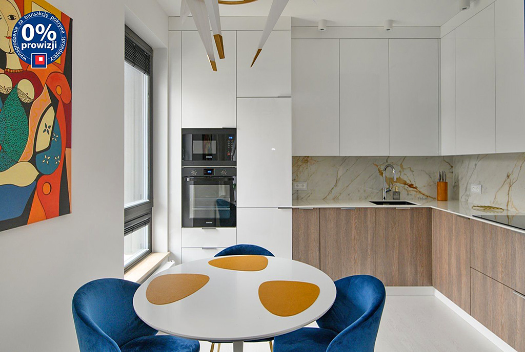 zbliżenia na jadalnię w luksusowym apartamencie na sprzedaż Gdynia