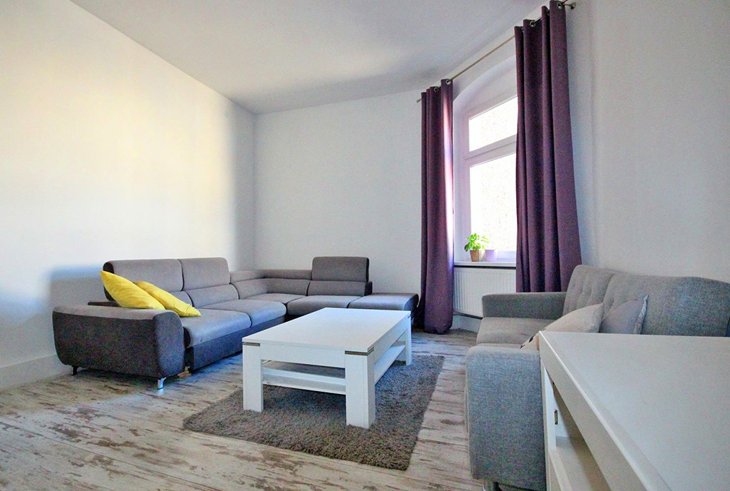 elegancki pokój dzienny w luksusowym apartamencie na sprzedaż Szczecin