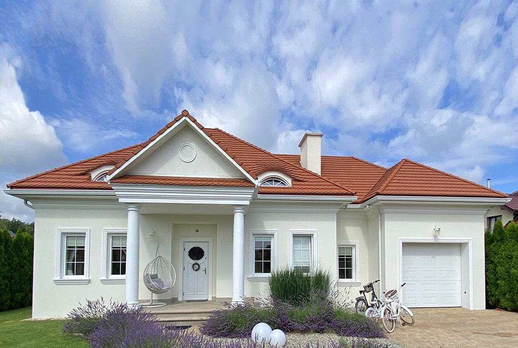 imponujące wejście do luksusowej willi do sprzedaży Rzeszów (okolice)