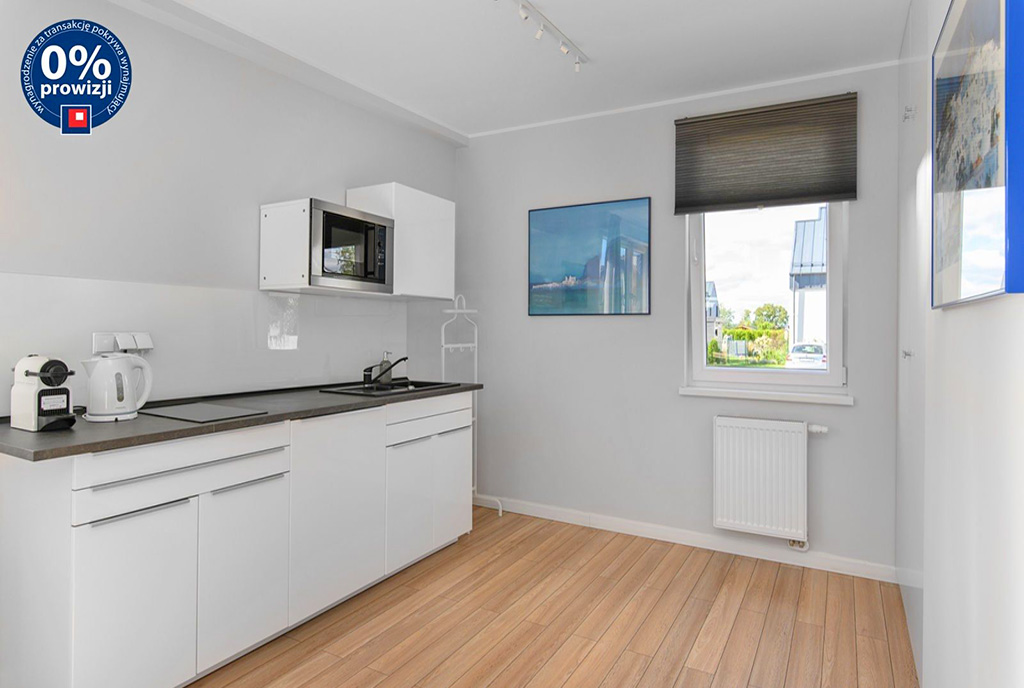 przemyślana aranżacja kuchni w luksusowej willi na wynajem Gdynia (okolice)