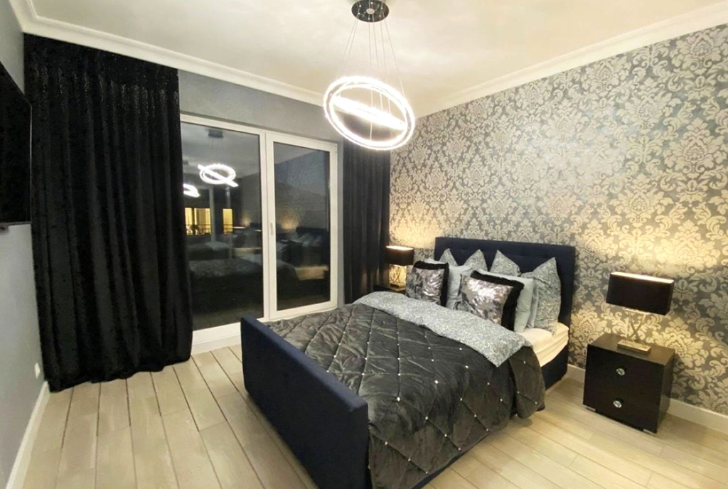 fragment sypialni w ekskluzywnej willi na wynajem Szczecin