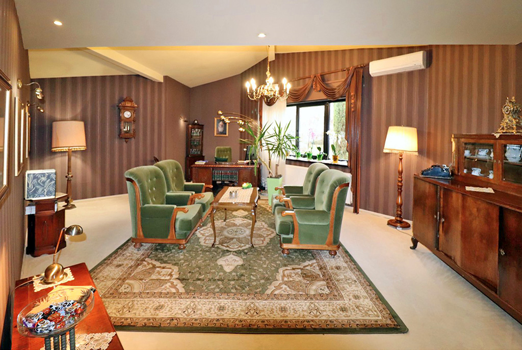 wytworny salon w luksusowej willi na sprzedaż Bielsko-Biała (okolice)