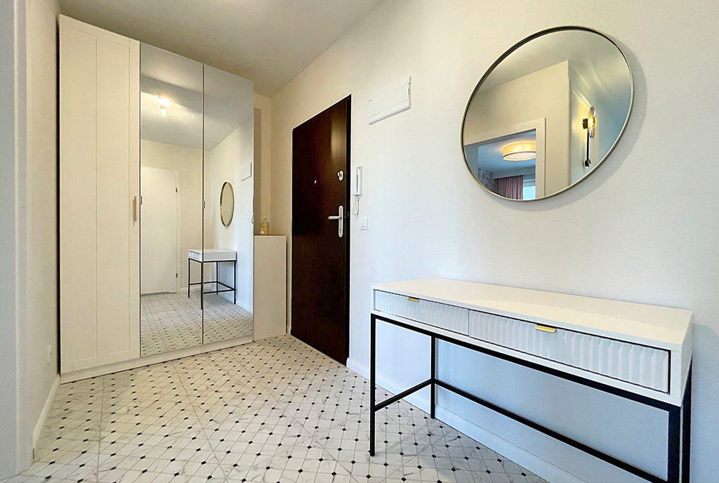 fragment holu w ekskluzywnym apartamencie na wynajem Gorzów Wielkopolski