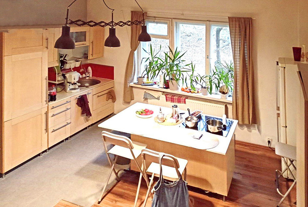 widok z góry na jadalnię w luksusowym apartamencie do sprzedaży Warszawa