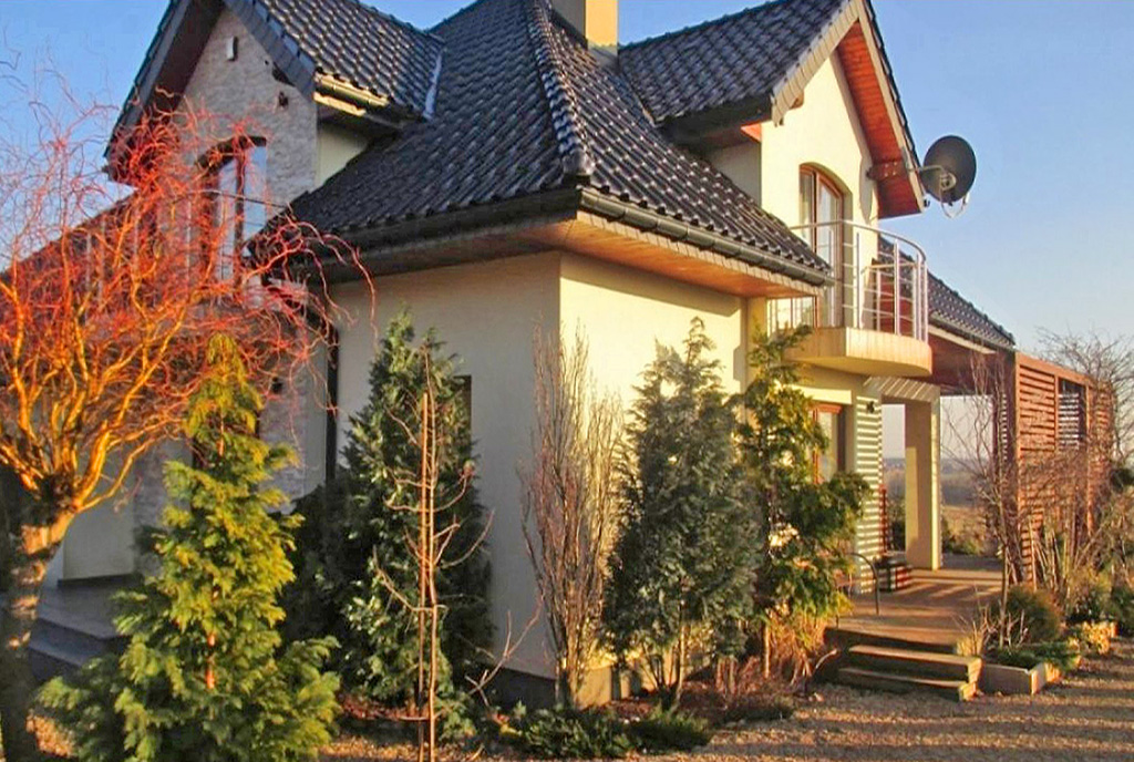 imponująca bryła ekskluzywnej willi do sprzedaży Częstochowa (okolice)