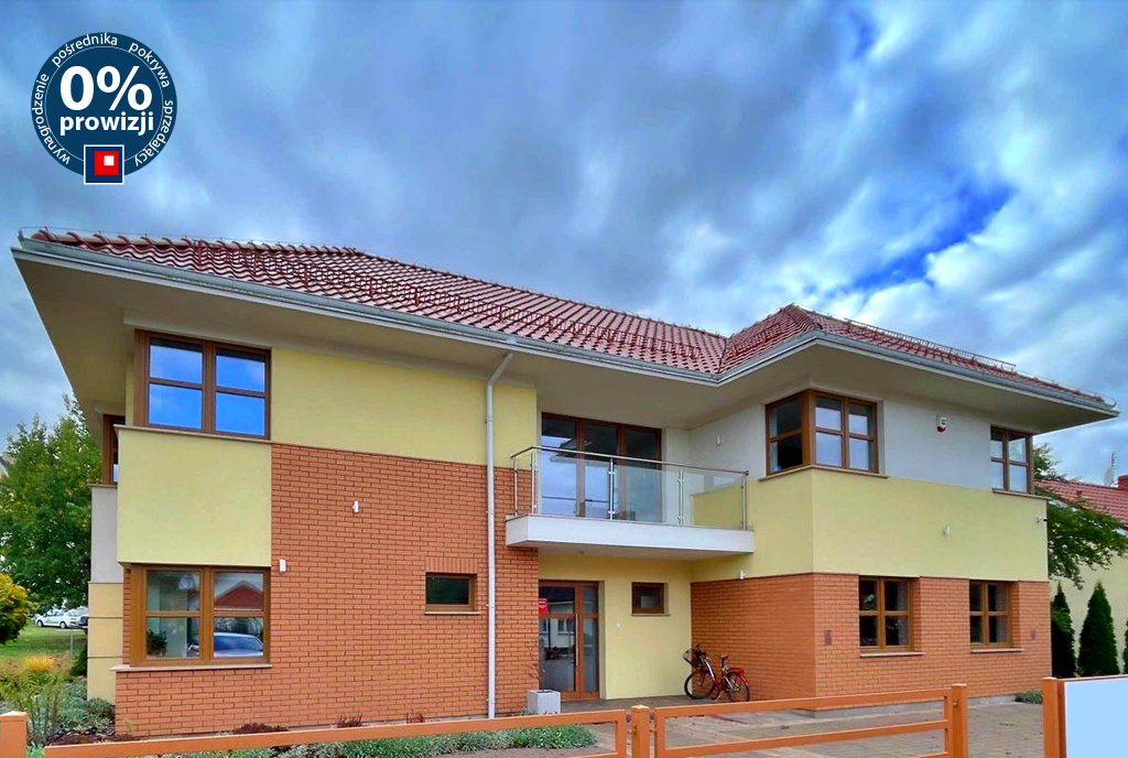 frontowa elewacja ekskluzywnej willi na sprzedaż Gorzów Wielkopolski (okolice)
