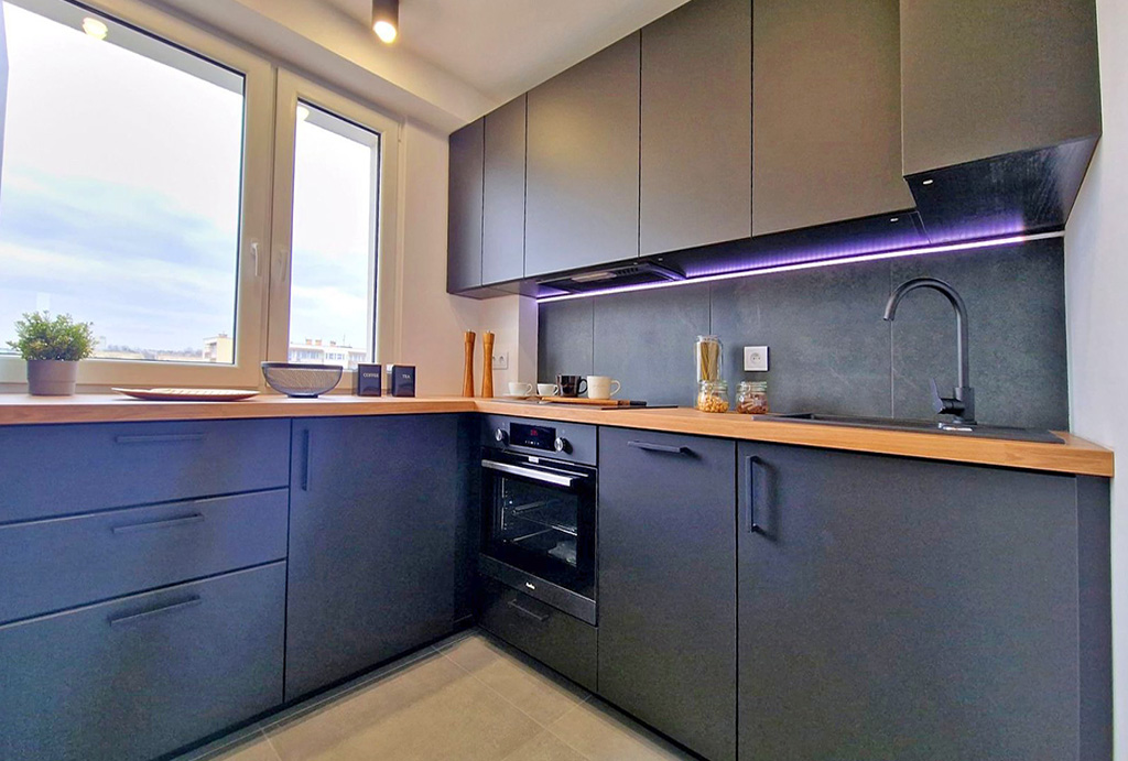 nowocześnie zaaranżowana kuchnia w luksusowym apartamencie do sprzedaży Chrzanów