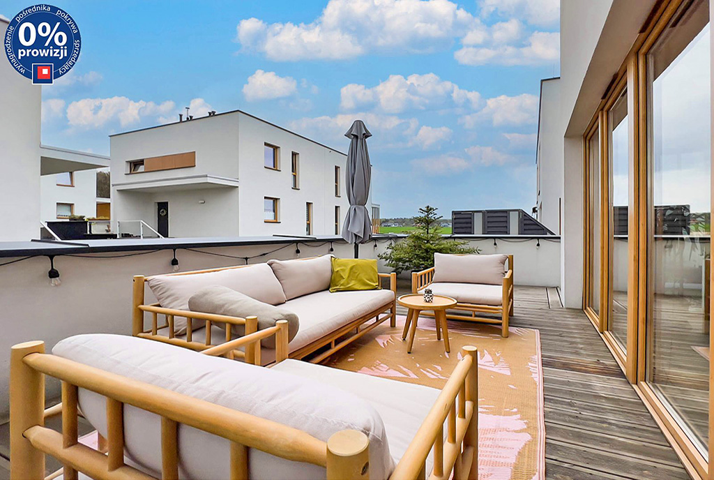 słoneczny taras przy ekskluzywnym apartamencie na sprzedaż Katowice (okolice)