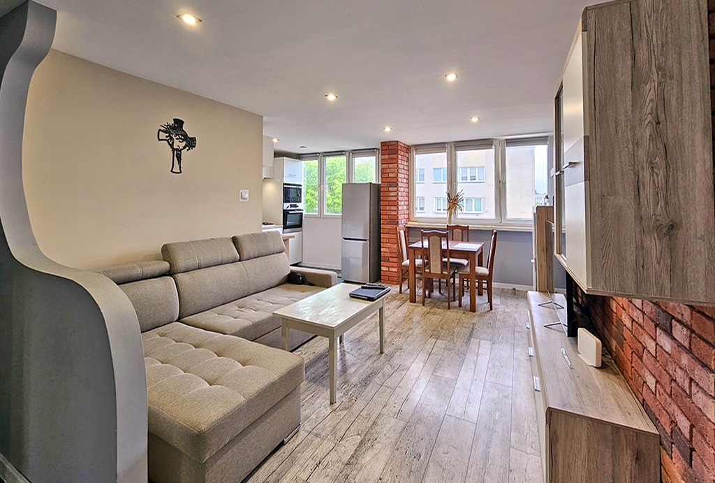 przestronny salon w luksusowym apartamencie na sprzedaż Legnica (okolice)