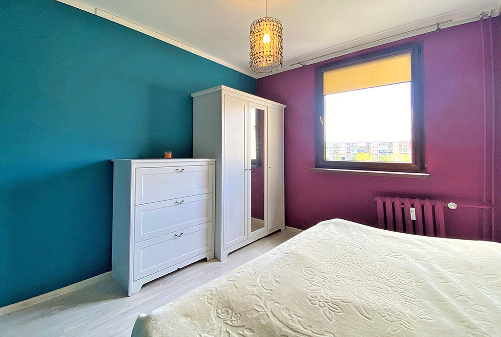 zaciszna sypialnia w ekskluzywnym apartamencie na sprzedaż Wrocław (okolice)