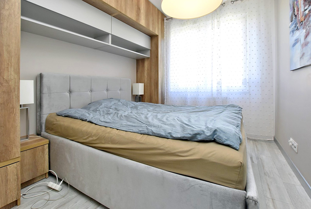elegancka sypialnia w luksusowym apartamencie na wynajem Inowrocław