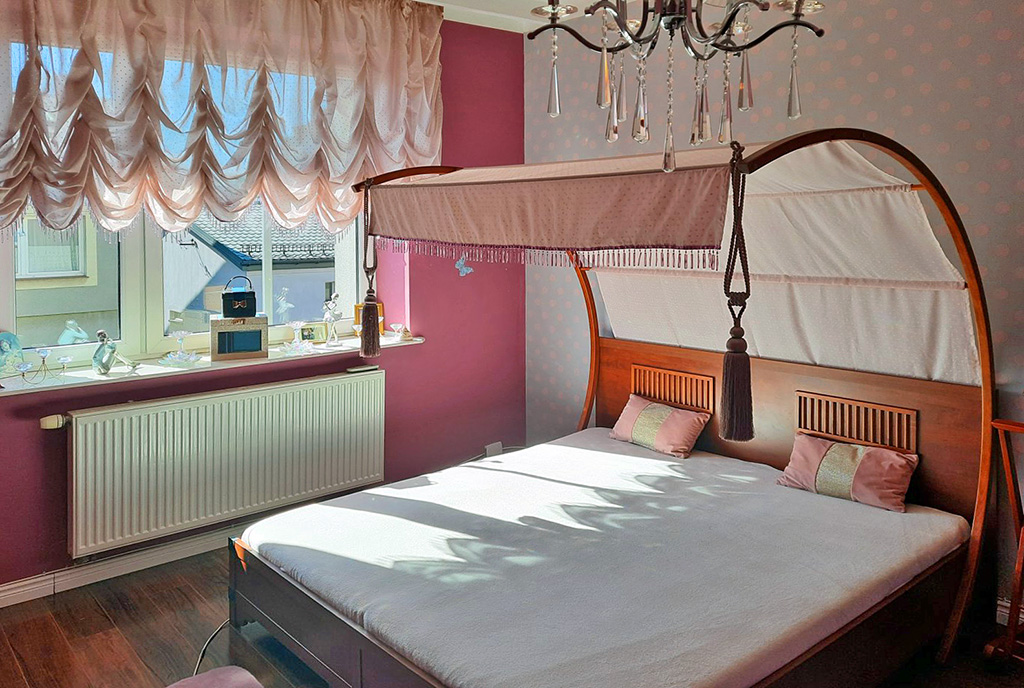 na zdjęciu sypialnia w luksusowym apartamencie do sprzedaży Częstochowa