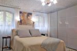 zaciszna sypialnia w luksusowym apartamencie do sprzedaży Wrocław
