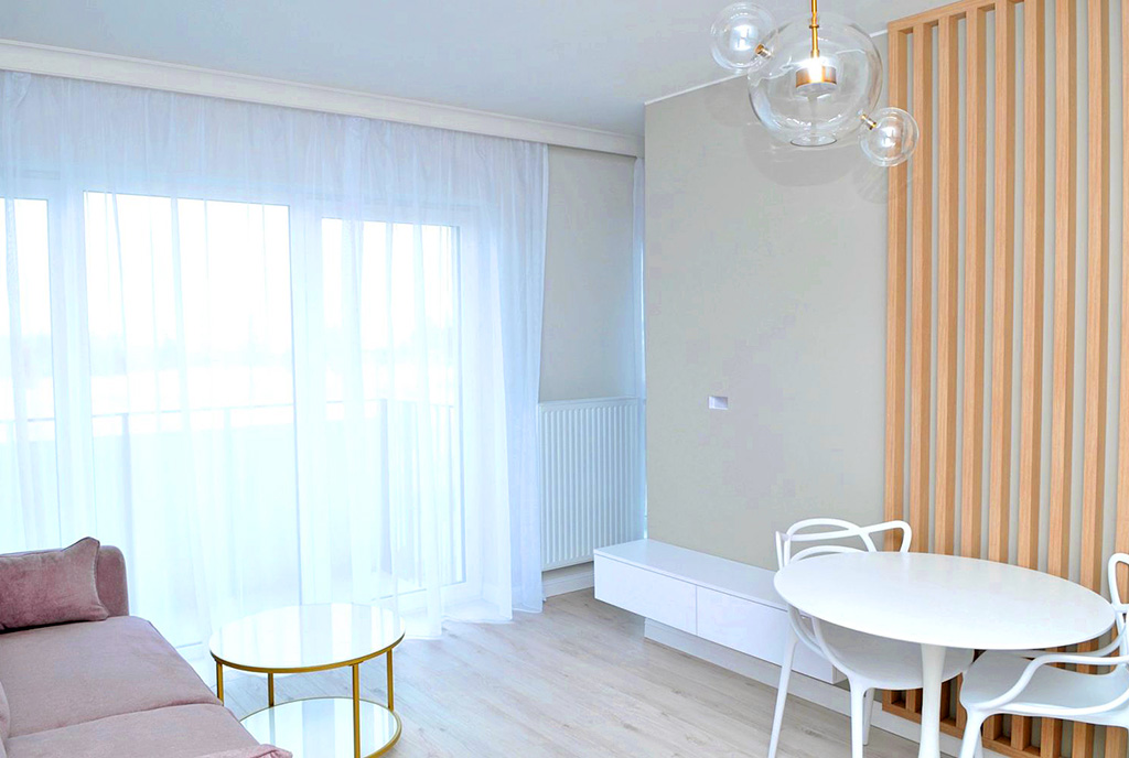 fragment salonu w luksusowym apartamencie do wynajmu Szczecin