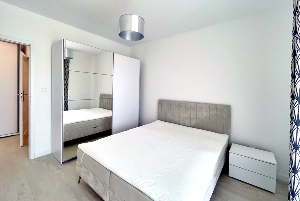 imponująca sypialnia w ekskluzywnym apartamencie na wynajem Gorzów Wielkopolski