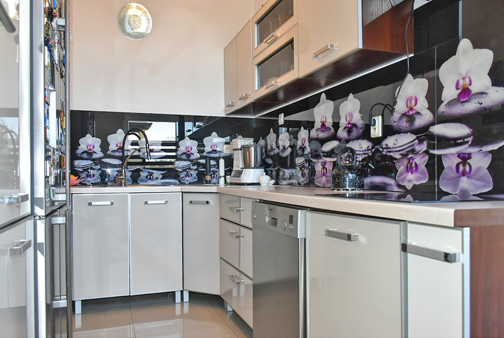 zabudowana kuchnia w ekskluzywnym apartamencie do sprzedaży Legnica