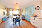 słoneczne wnętrze ekskluzywnego apartamentu do sprzedaży Lublin (okolice)