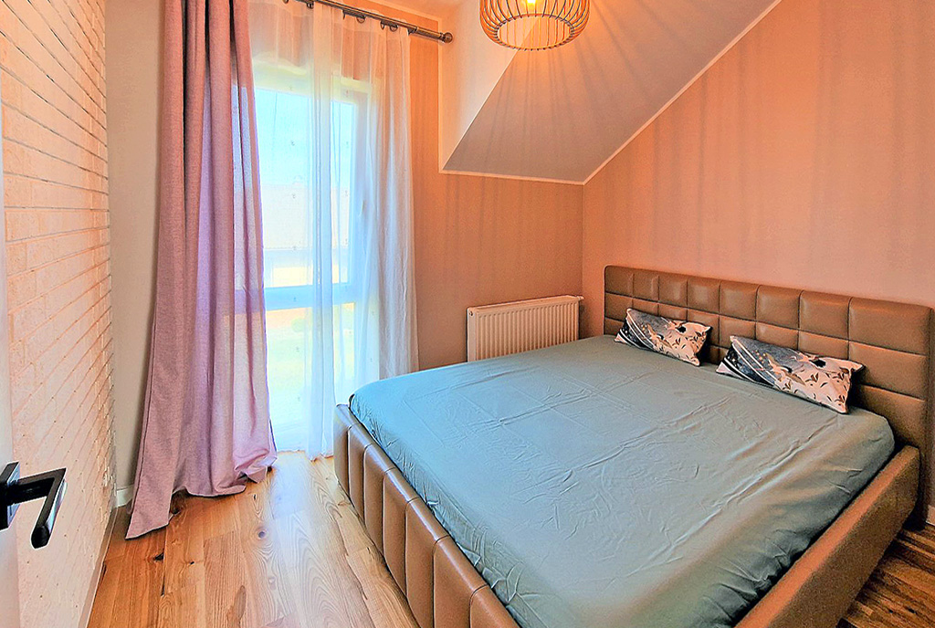 imponująca sypialnia w ekskluzywnej willi na sprzedaż Bielsko-Biała (okolice)