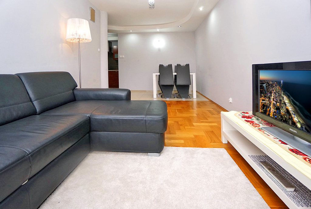 fragment salonu w ekskluzywnym apartamencie do wynajęcia Piotrków Trybunalski