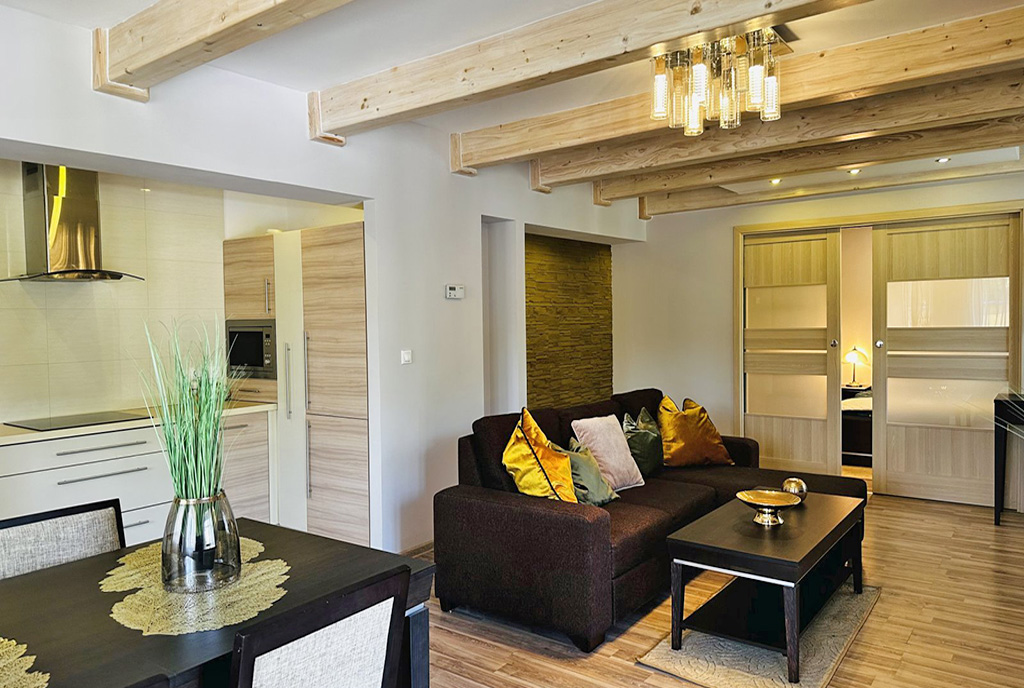 przeciwległa strona salonu w luksusowym apartamencie do wynajmu Słupsk