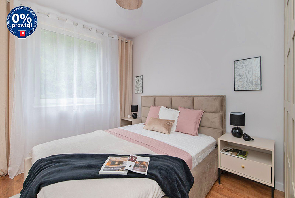elegancka sypialnia w ekskluzywnym apartamencie na sprzedaż Gdynia (okolice)