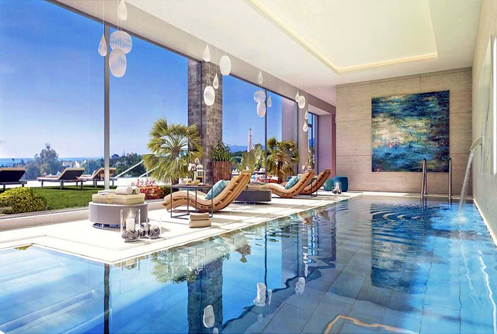 basen w apartamentowcu, w którym znajduje się oferowany na sprzedaż ekskluzywny apartament Hiszpania (Marbella)