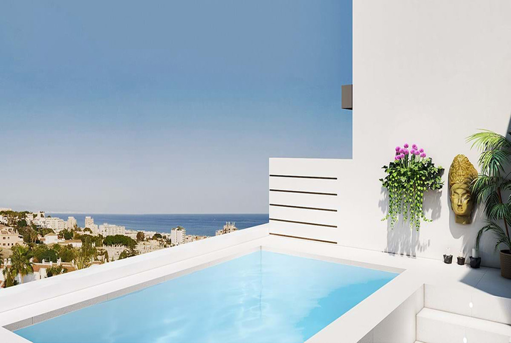 widok na basen przy luksusowym apartamencie na sprzedaż Hiszpania (Torremolinos)