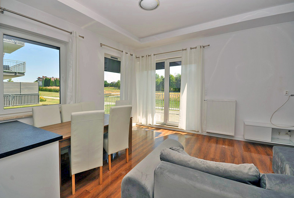 fragment salonu w luksusowym apartamencie do wynajmu Radomsko
