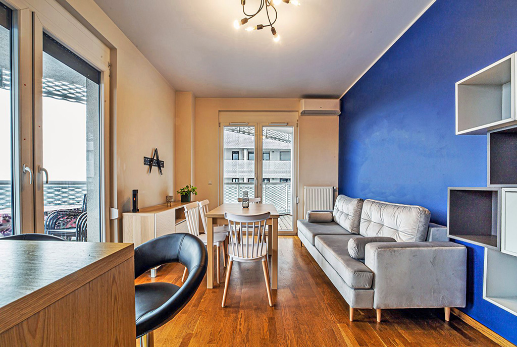 nowoczesny salon w ekskluzywnym apartamencie do wynajęcia Wrocław