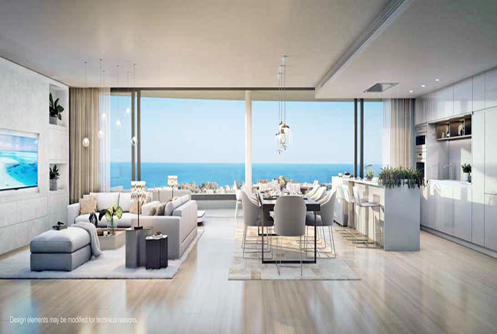 słoneczny pokój dzienny w ekskluzywnym apartamencie do sprzedaży Hiszpania (Fuengirola)