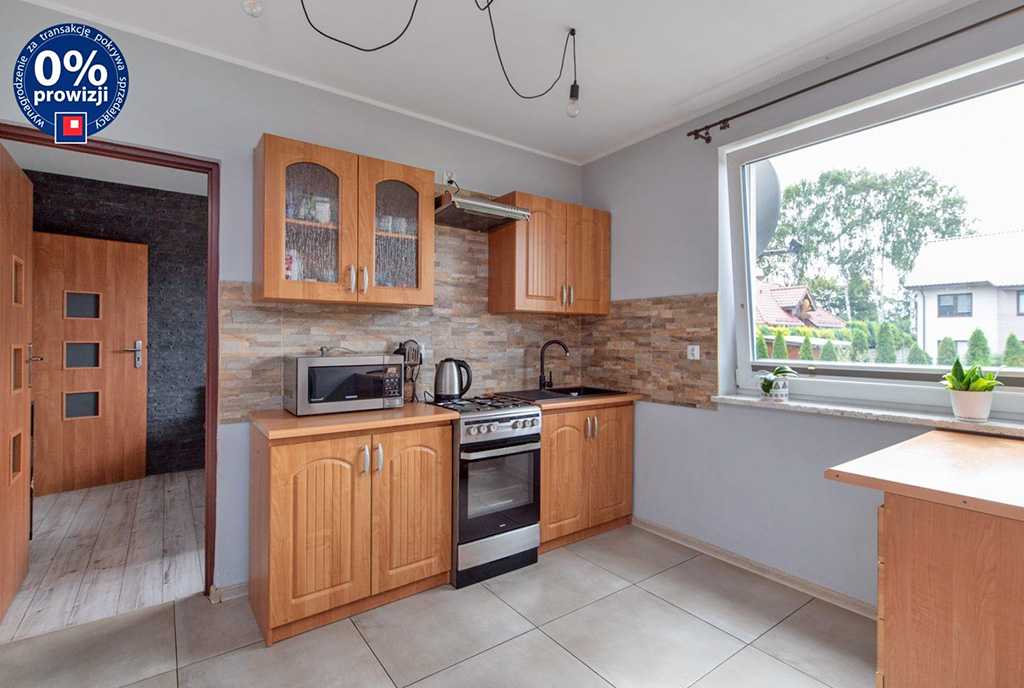 praktycznie zaaranzowana kuchnia w luksusowej willi na sprzedaż Gdynia (okolice)