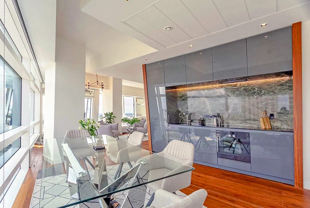 widok na jadalnię w luksusowym apartamencie do wynajęcia Warszawa