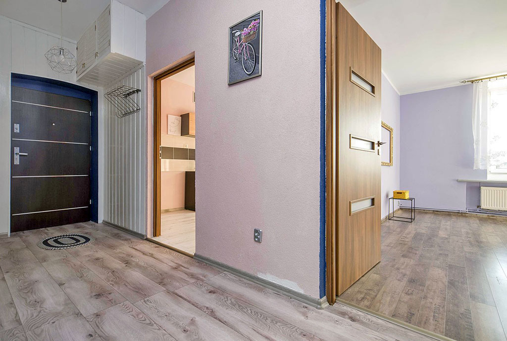 ogromny hol w luksusowym apartamencie na sprzedaż Katowice (okolice)