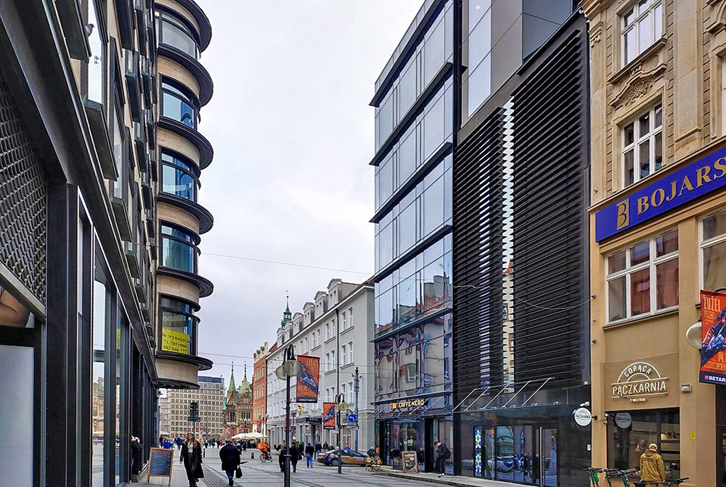 atrakcyjna lokalziacja oferowanego na sprzedaż ekskluzywnego apartamentu Wrocław