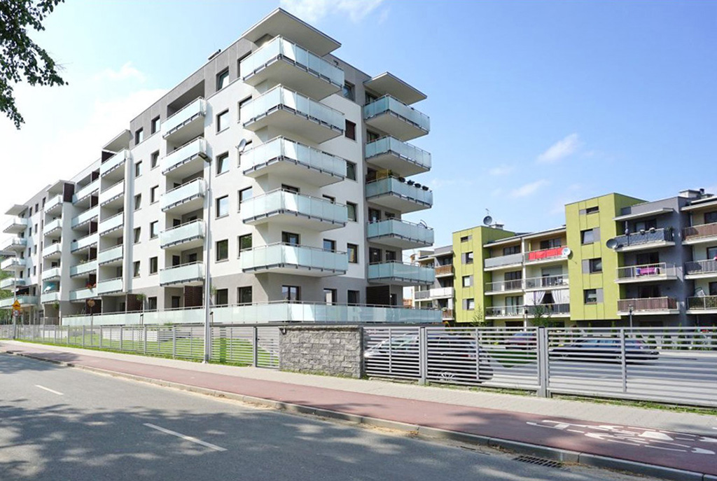 prestiżowe osiedle, na którym znajduje się oferowany na wynajem luksusowy apartament Piotrków Trybunalski