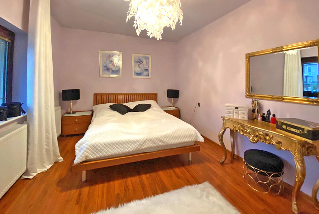 elegancka sypialnia w ekskluzywnym apartamencie na sprzedaż Szczecin
