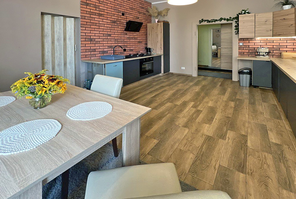 imponująca kuchnia w luksusowym apartamencie na sprzedaż Wałbrzych
