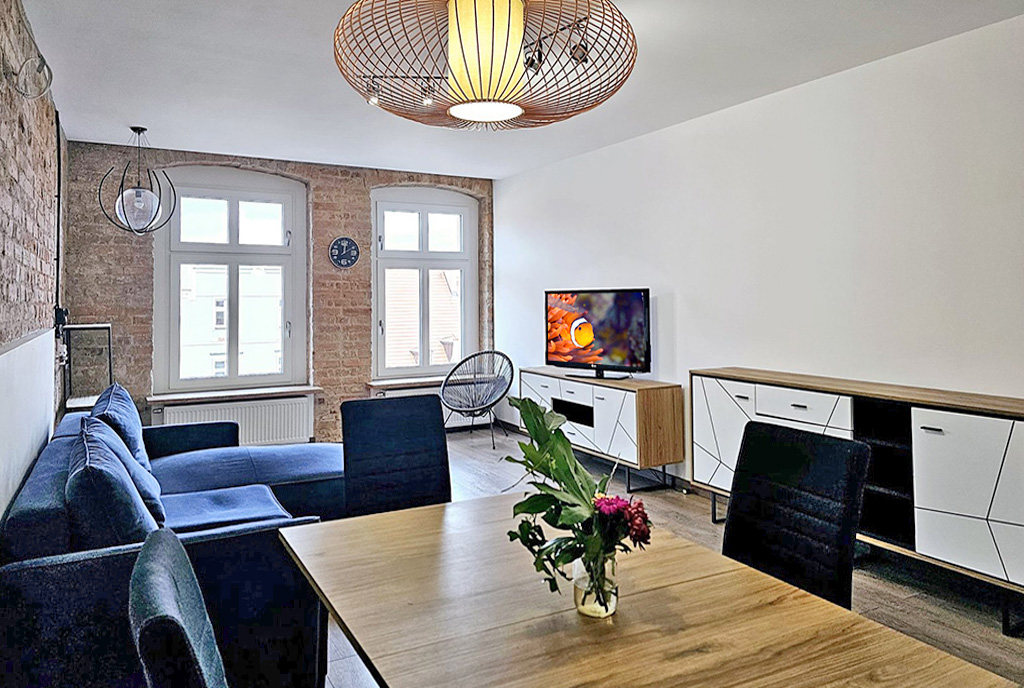 zaprojektowane w stylu loft wnętrze ekskluzywnego apartamentu do sprzedaży Wałbrzych (okolice)