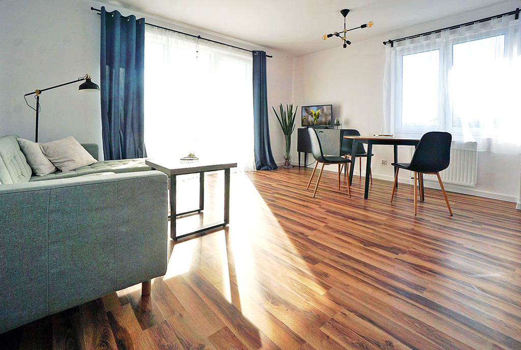 elegancki salon w ekskluzywnym apartamencie do sprzedaży Piotrków Trybunalski