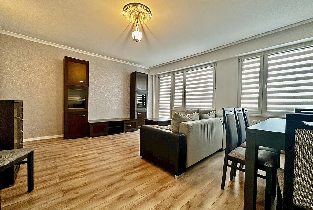 prestiżowy pokój dzienny w ekskluzywnym apartamencie do wynajęcia Słupsk