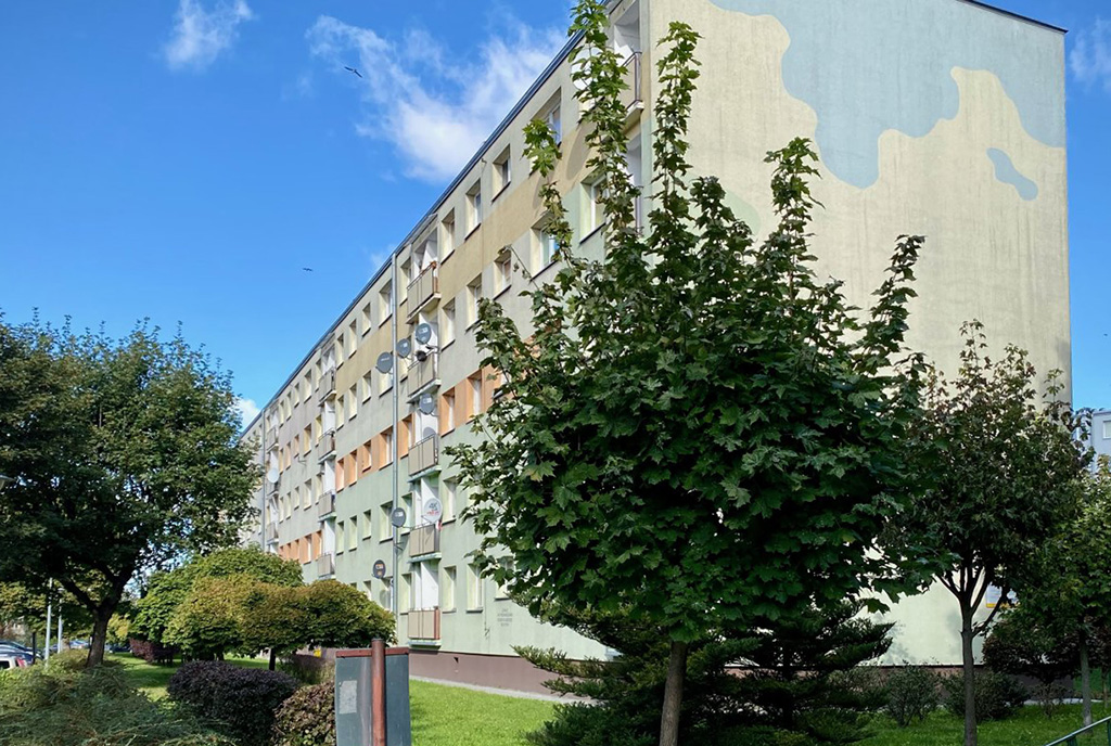 imponujący budynek, w którym znajduje się oferowany do przedaży luksusowy apartament Elbląg