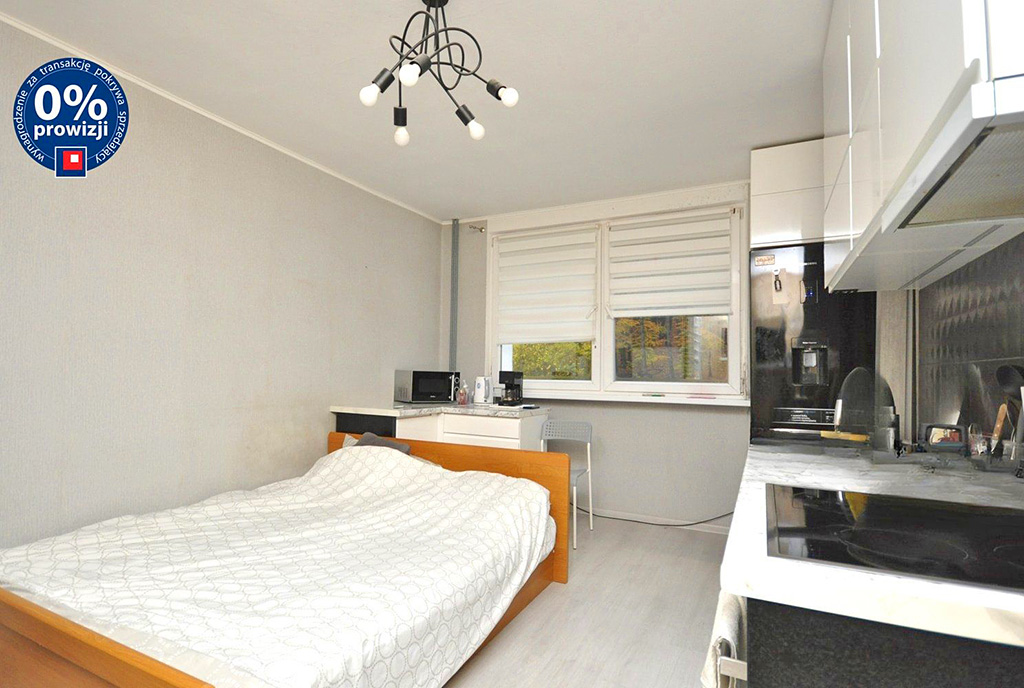 na zdjęciu elegancka sypialnia w luksusowym apartamencie do sprzedaży Gdynia (okolice)