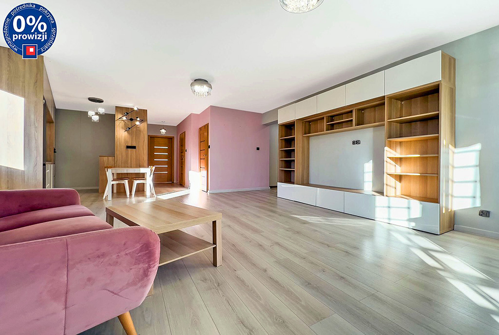 przestronny pokój dzienny w ekskluzywnym apartamencie do sprzedaży Katowice