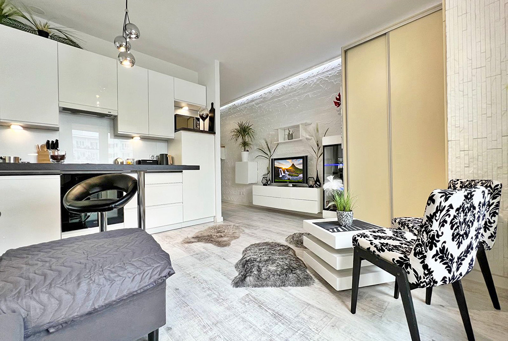 fragment salonu w luksusowym apartamencie na sprzedaż Gorzów Wielkopolski