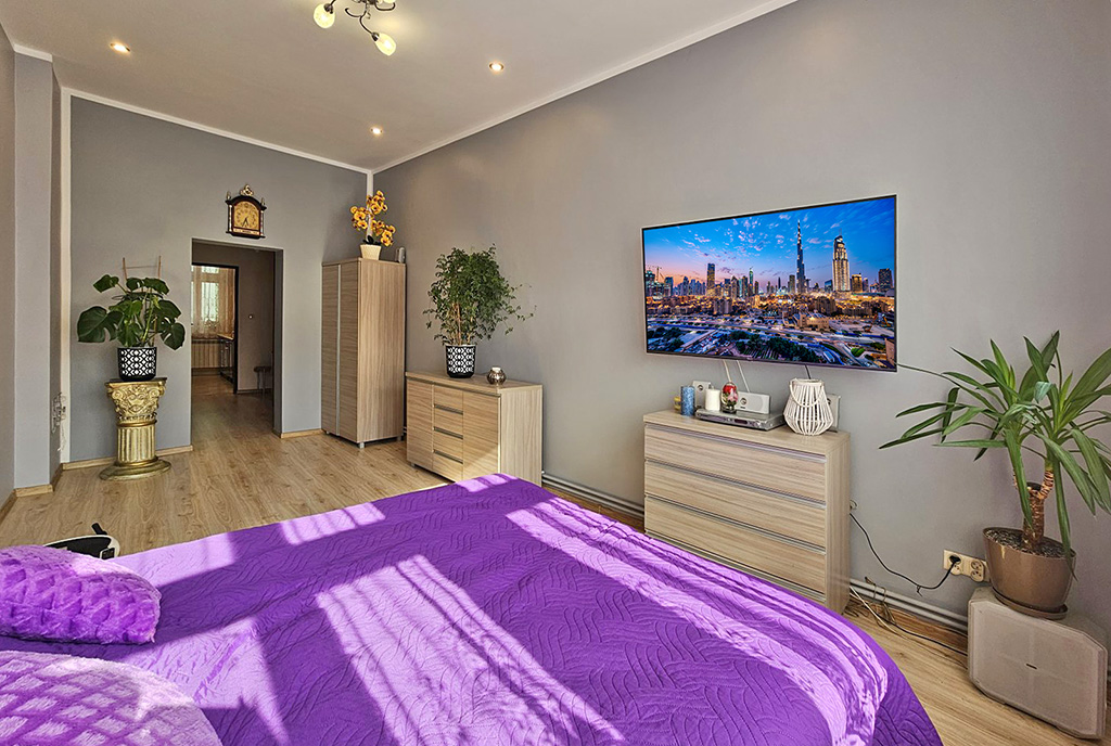 kameralny salon w ekskluzywnym apartamencie do sprzedaży Zielona Góra (okolice)