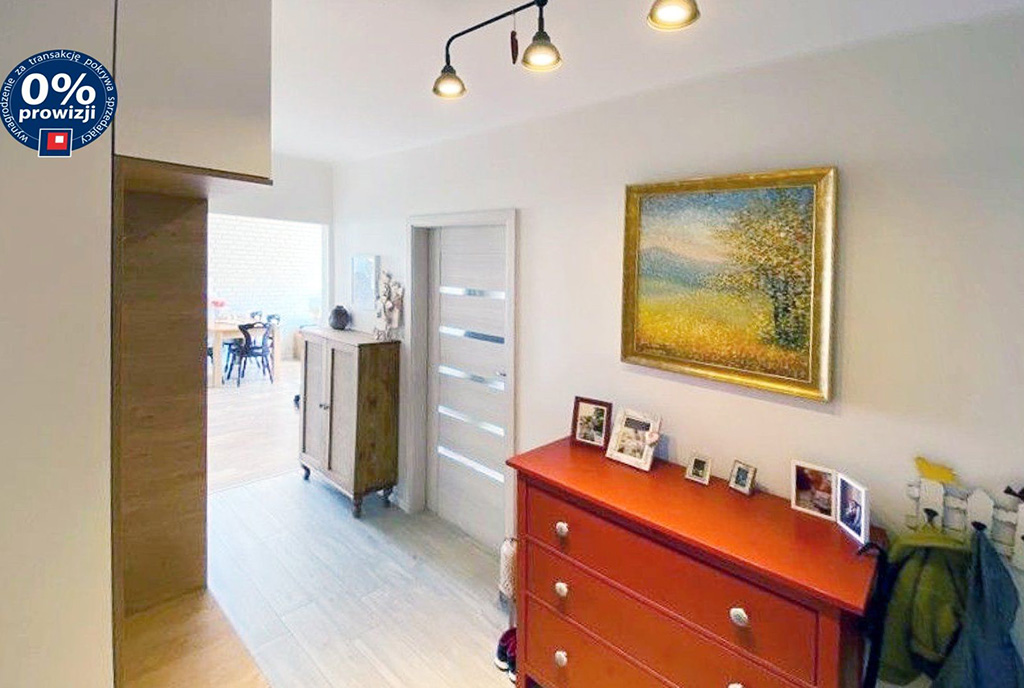 funkcjonalny przedpokój w luksusowym apartamencie na sprzedaż Gdańsk
